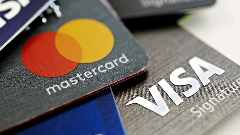 Thẻ thanh toán Visa và mastercard