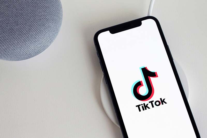 Mô hình Swot của Tiktok